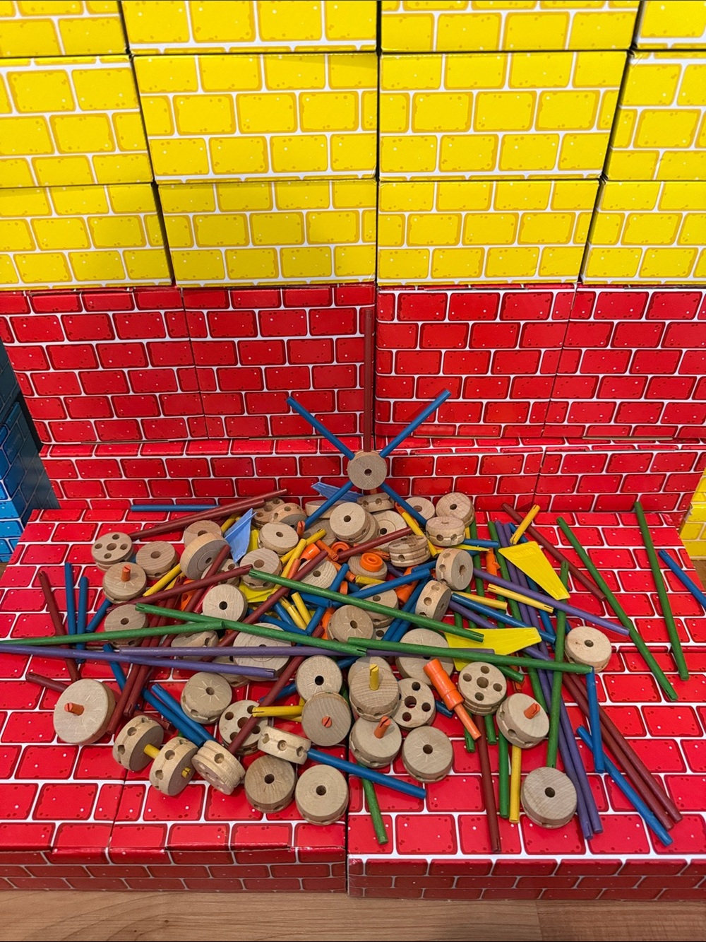 206 Piece Original TinkerToy Retro Wooden Construction Toy Set - Multicolor
